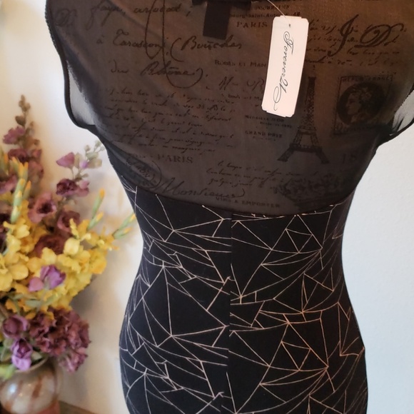 NWT Sexy Black Dress with nice Design by Forever21 - Picture 4 of 5